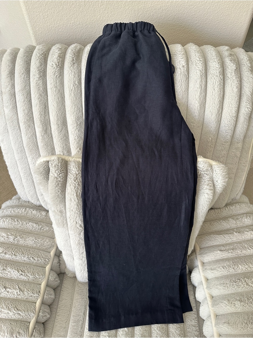 Linen Aritzia pants - Picture 3 of 4